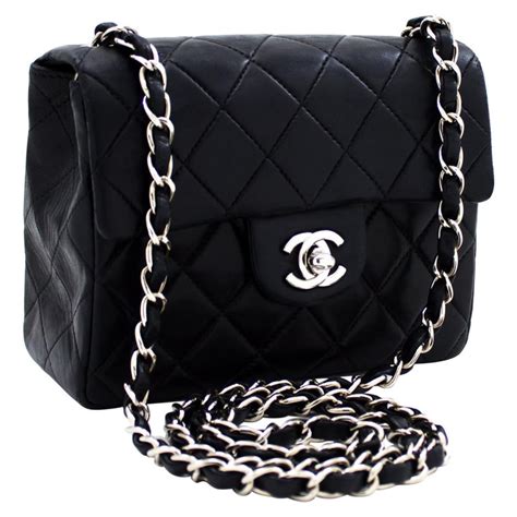 black chanel crossbody purse